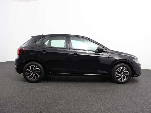 Volkswagen POLO 1.0 TSI DSG Life Navigatie Apple Carplay/Android Auto Climate Control Digitale Cockpit Stoelverwarming Parkeer sensoren Adaptieve Cruise Control Lichtmetalen Velgen