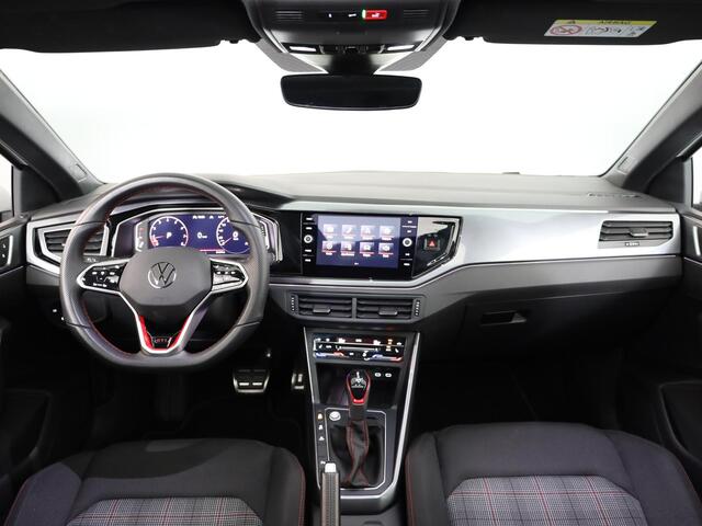 Volkswagen POLO 2.0 TSI GTI Automaat (DSG) | Panoramadak | | Achteruitrijcamera | Stoelverwarming |Parkeersensoren|Adaptieve cruise control | | Private lease vanaf € 649,- pm|Verlengde garantie|Navigatie via App