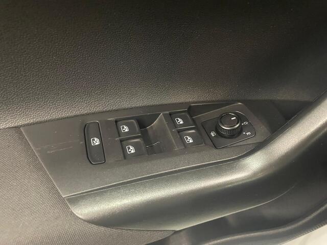 Volkswagen POLO 1.0 MPI Trendline Navigatie Airco Bluetooth auto