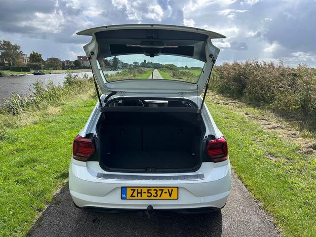 Volkswagen POLO 1.6 TDI Comfortline | Trekhaak | Apple Carplay | Adaptieve Cruise | Airco