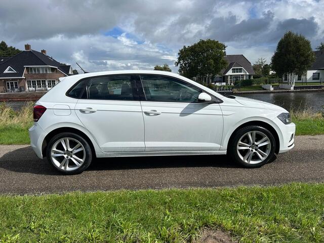 Volkswagen POLO 1.6 TDI Comfortline | Trekhaak | Apple Carplay | Adaptieve Cruise | Airco