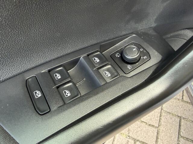 Volkswagen POLO 1.0 TSI Life Airco*CarPlay 28.000 km! NAP