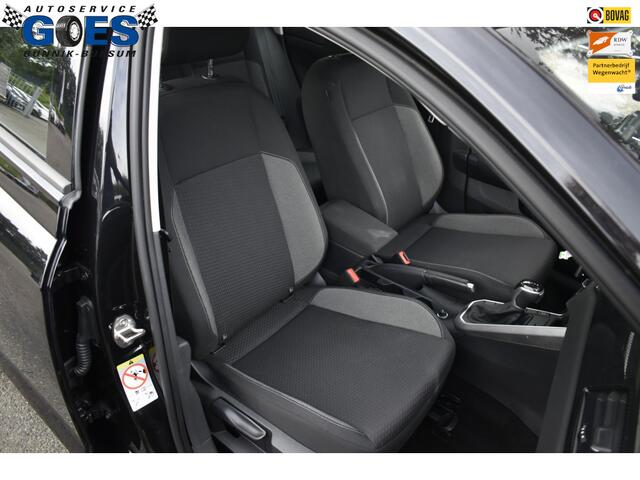 Volkswagen POLO VI Life carplay/ camera /clima /navi