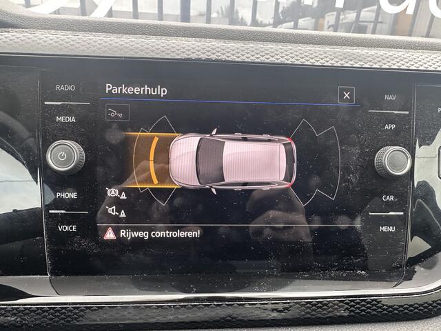 Volkswagen POLO 1.0 TSI Life Business / Navigatie / App-Connect