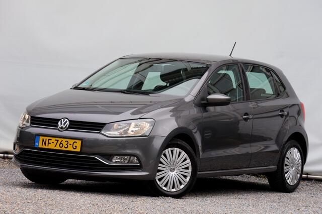 Volkswagen POLO 1.2 TSI Comfortline Executive Plus - 90 pk **PDC / Navi / Carplay / Cruise