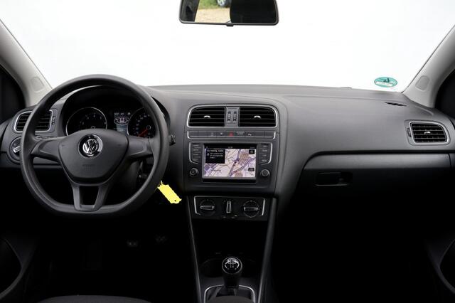 Volkswagen POLO 1.2 TSI Comfortline Executive Plus - 90 pk **PDC / Navi / Carplay / Cruise