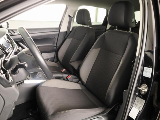 Volkswagen POLO 1.0 TSI Life 95 PK | Navigatie via app | Camera | Extra getint glas