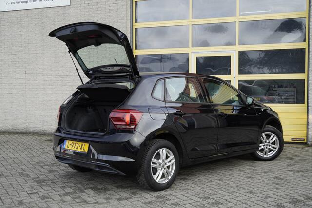 Volkswagen POLO 1.0 TSI Comfortline Business Executive BJ2021 Lmv 15" | Led | Pdc | Achteruitrijcamera | App-Connect | Navi | Climate control | Cruise control | Getint glas