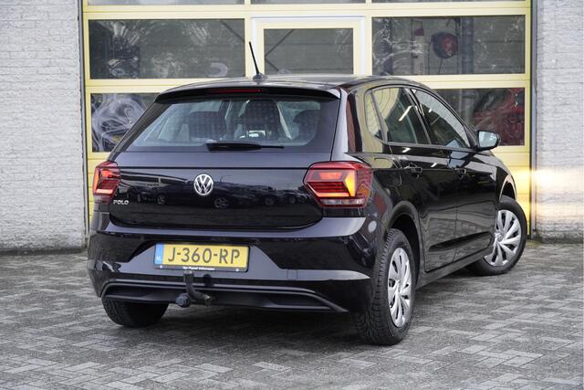 Volkswagen POLO 1.0 TSI 5drs Comfortline Business BJ2020 Led | Pdc | Trekhaak | App-Connect | Navi | Virtual cockpit | Climate control | Cruise control | Getint glas
