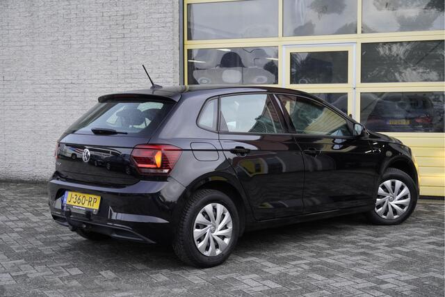Volkswagen POLO 1.0 TSI 5drs Comfortline Business BJ2020 Led | Pdc | Trekhaak | App-Connect | Navi | Virtual cockpit | Climate control | Cruise control | Getint glas