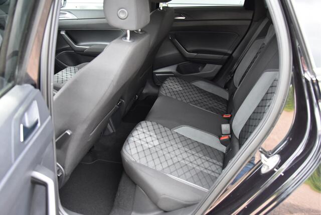 Volkswagen POLO 1.0 TSI 96 PK 2 X R-Line Highline NAP 1e eigenaar