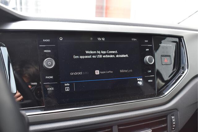 Volkswagen POLO 1.0 TSI Comfortline Adaptive cruise, Carplay, Navi