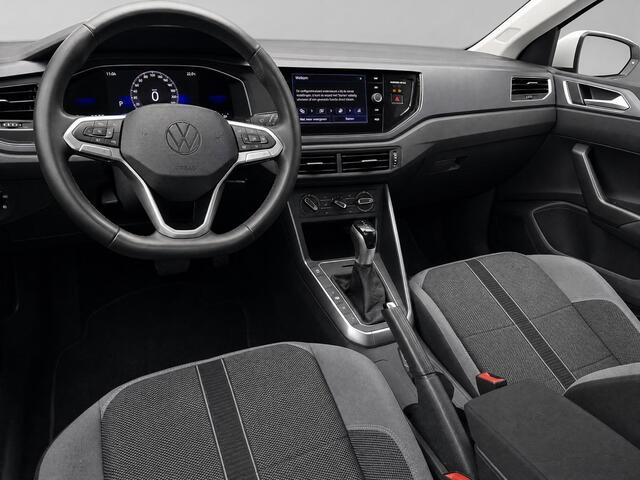 Volkswagen POLO 1.0 TSI 95pk DSG Style · Stoelverwarming · Apple/Android Car Play · P-Sensoren · Airco · IQ.Light · 15'' Inch ·