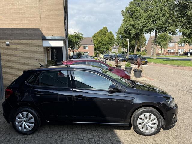 Volkswagen POLO 1.0 TSI Highline Automaat / Airco clima/ Navigatie/ Cruise adp./ Apple carply/ PDC/ Digitaal Display