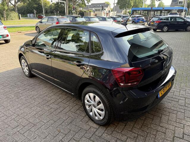 Volkswagen POLO 1.0 TSI Highline Automaat / Airco clima/ Navigatie/ Cruise adp./ Apple carply/ PDC/ Digitaal Display