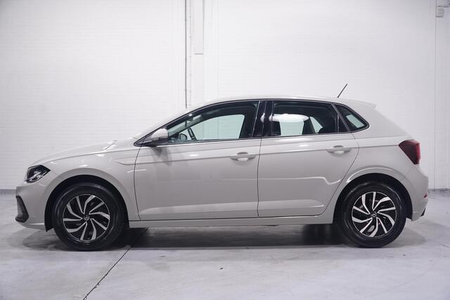 Volkswagen POLO 1.0 TSI Life Apple Carplay Airco PDC V+A Stoelverwarming LED LMV "15"