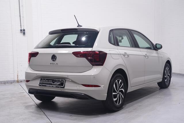 Volkswagen POLO 1.0 TSI Life Apple Carplay Airco PDC V+A Stoelverwarming LED LMV "15"