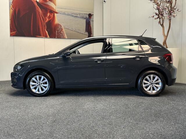 Volkswagen POLO 1.0 TSI COMFORTLINE ADAPTIVE CRUISE CONTROL AIRCO NAVIGATIE BLUETOOTH TELEFOON MEDIA VOORBEREIDING PDC 15" LM VELGEN ZEER MOOI !!