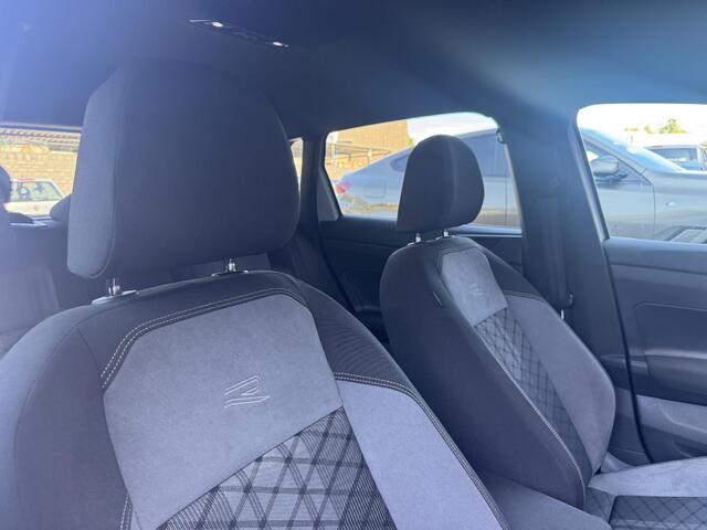 Volkswagen POLO 1.0 TSI R-Line Carplay | ACC | BTW