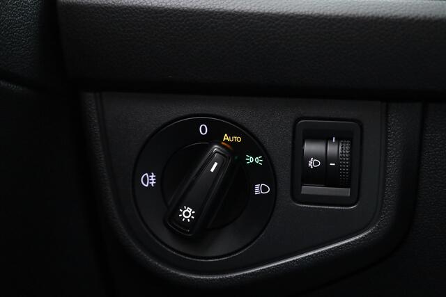 Volkswagen POLO 1.0 TSI Life Business | Orgi. NL | Rijklaar! | Apple CarPlay | Adapt. Cruise | Stoelverw. | PDC | Navi