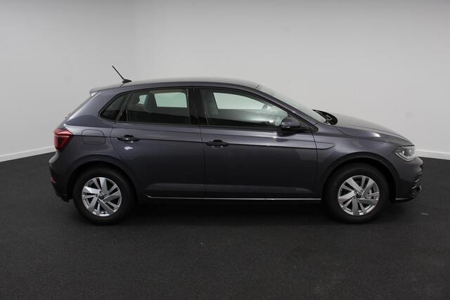Volkswagen POLO 1.0 TSI DSG Style Navigatie Climate Control Cruise control adaptive Parkeer sensoren Led Dab Lichtmetalen Velgen Digitale Cockpit