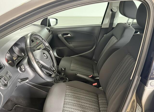 Volkswagen POLO 1.0 Comfortline Business R | Navigatie | Stoelverwarming | Airco