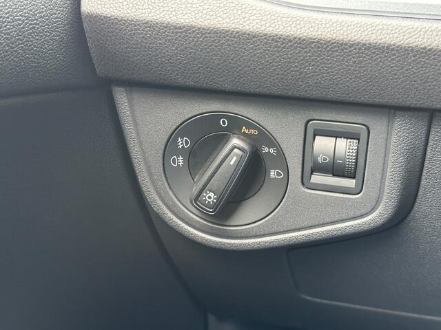 Volkswagen POLO 1.0 TSI DSG 115pk Goal | Camera | Trekhaak | Climate | Stoelverwarming | Navi | 4-Season banden | Rijklaar incl. garantie