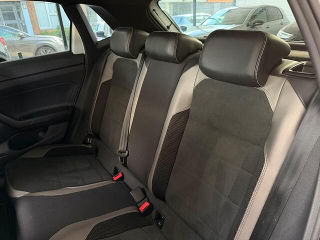 Volkswagen POLO 2.0 TSI GTI / Panoramadak / Beats / CarPlay /
