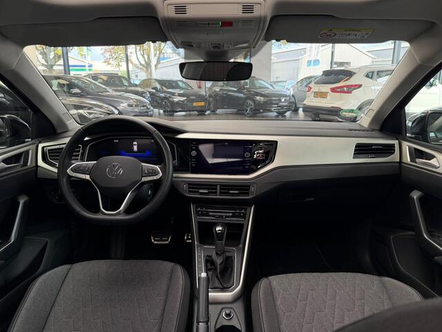 Volkswagen POLO 1.0 TSI move / Panorama / CarPlay /