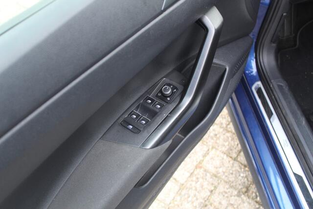 Volkswagen POLO 1.0 TSI R-Line Business Pano l R-Line Exterieur l airco automatisch l Achteruitrijcamera