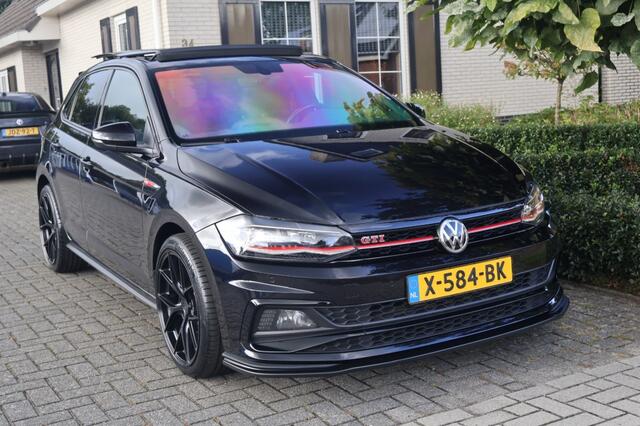 Volkswagen POLO GTI 2.0 TSI (280pk) DSG Pano/LED/Beats/Virtual/Alcantara/18 inch/VOL OPTIES!