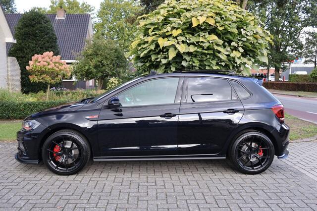 Volkswagen POLO GTI 2.0 TSI (280pk) DSG Pano/LED/Beats/Virtual/Alcantara/18 inch/VOL OPTIES!