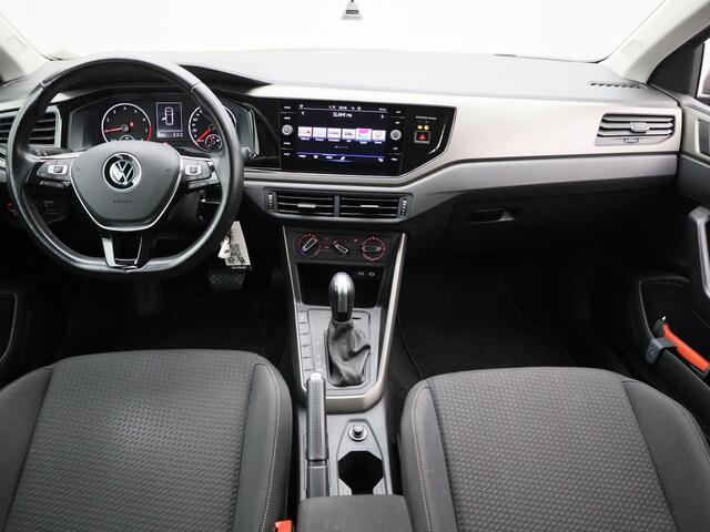 Volkswagen POLO 1.0 TSI 95Pk R-Line Edition | Navigatie | Apple Carplay/ Android Auto | Parkeersensoren Voor & Achter | Achteruitrijcamera | Adaptieve Cruise Control | Trekhaak | Airco |