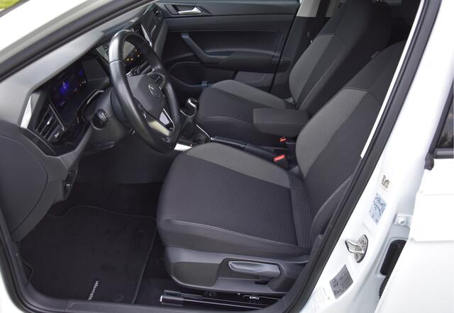 Volkswagen POLO 1.0 TSI Life IQ-Drive Navi PDC Carplay NAP 1e eigenaar