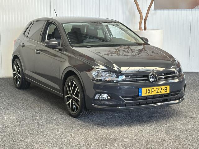 Volkswagen POLO 1.0 TSI HIGHLINE NAVIGATIE CRUISE CONTROL CLIMATE CONTROL STOELVERWARMING BLUETOOTH TELEFOON VERMOEIDHEID HERKENNING 17" LICHTMETALEN VELGEN ZEER MOOI !!