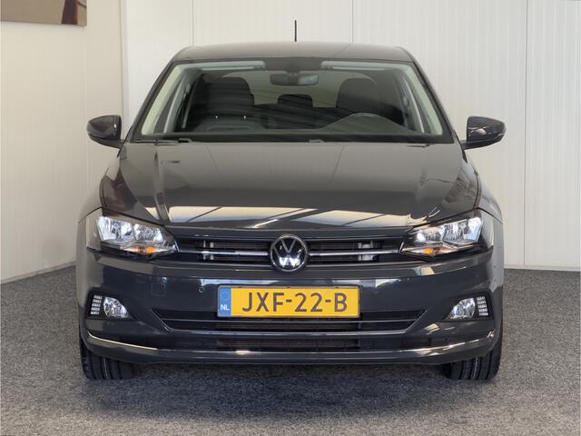 Volkswagen POLO 1.0 TSI HIGHLINE NAVIGATIE CRUISE CONTROL CLIMATE CONTROL STOELVERWARMING BLUETOOTH TELEFOON VERMOEIDHEID HERKENNING 17" LICHTMETALEN VELGEN ZEER MOOI !!