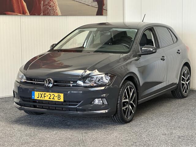 Volkswagen POLO 1.0 TSI HIGHLINE NAVIGATIE CRUISE CONTROL CLIMATE CONTROL STOELVERWARMING BLUETOOTH TELEFOON VERMOEIDHEID HERKENNING 17" LICHTMETALEN VELGEN ZEER MOOI !!