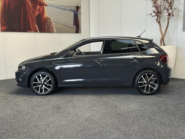 Volkswagen POLO 1.0 TSI HIGHLINE NAVIGATIE CRUISE CONTROL CLIMATE CONTROL STOELVERWARMING BLUETOOTH TELEFOON VERMOEIDHEID HERKENNING 17" LICHTMETALEN VELGEN ZEER MOOI !!