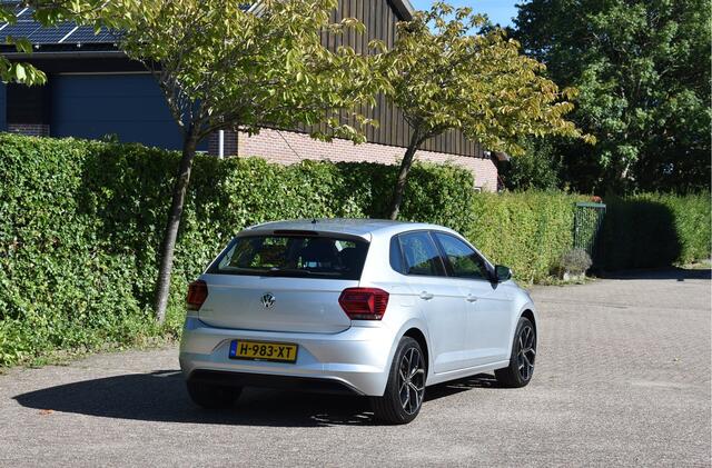 Volkswagen POLO 1.0 TSI 96 PK NAP Carplay ACC Topstaat! Garantie