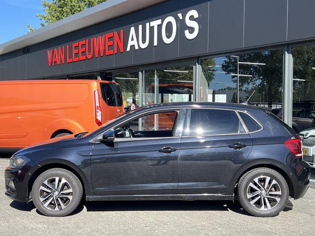 Volkswagen POLO 1.0 TSI Highline Business R | Navi | Stoelverwarming | Trekhaak | 116 PK