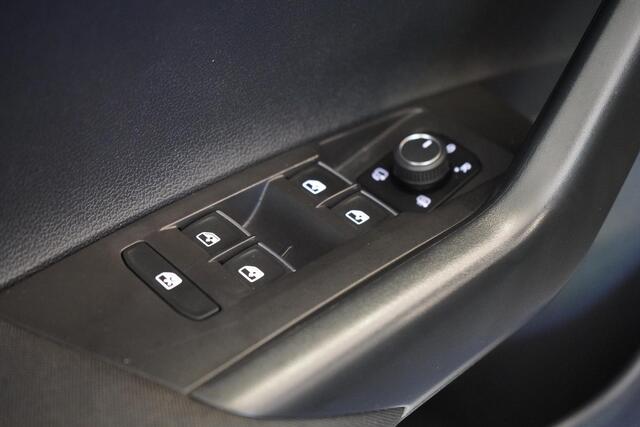 Volkswagen POLO 1.0 TSI R-Line Business | Panoramadak | Navigatie | Stoelverwarming | Lm velgen | Keyless