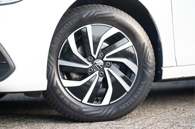 Volkswagen POLO 1.0 TSI Life | Navi by App | Cruise | Airco | PDC V+A | 4 Season