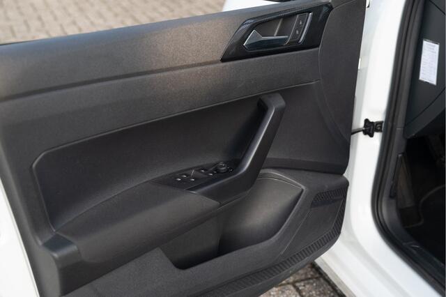 Volkswagen POLO 1.0 TSI Life | Navi by App | Cruise | Airco | PDC V+A | 4 Season