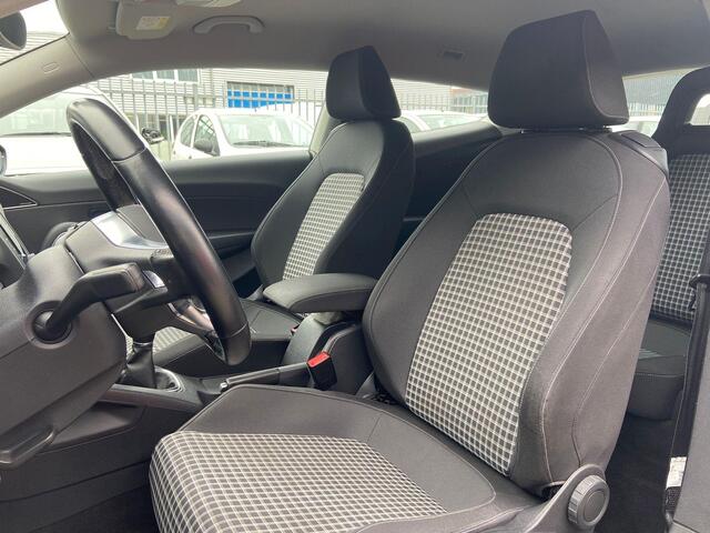 Volkswagen SCIROCCO 1.4 TSI 131PK | LM-Velgen | Airco| El Ramen | El- Spiegels ( Vestiging - Vianen Tel: 0347-371248 )
