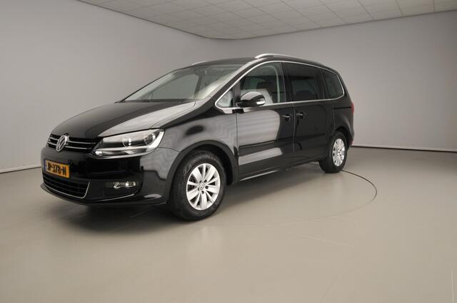 Volkswagen SHARAN 1.4 TSI DSG Exclusive Series 7-persoons | Trekhaak | Parkeersensoren | Navi