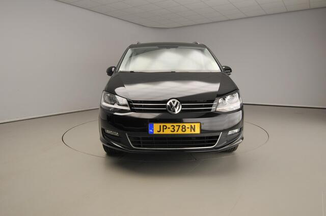 Volkswagen SHARAN 1.4 TSI DSG Exclusive Series 7-persoons | Trekhaak | Parkeersensoren | Navi