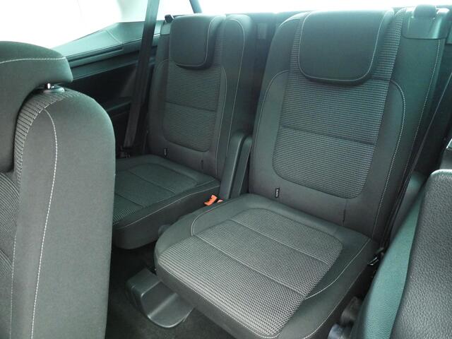 Volkswagen SHARAN 1.4 TSI DSG Exclusive Series 7-persoons | Trekhaak | Parkeersensoren | Navi