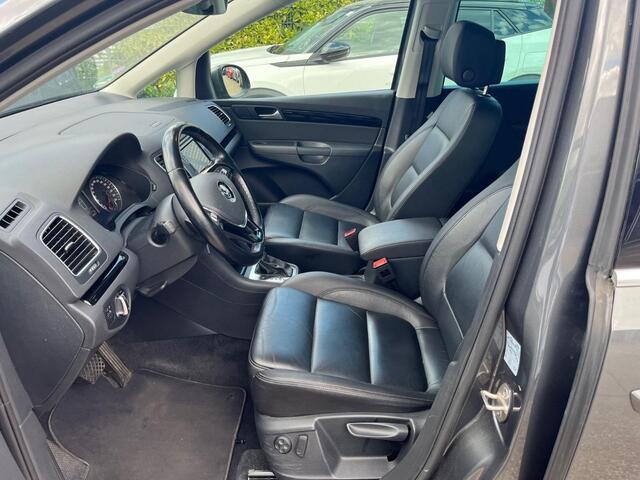 Volkswagen SHARAN 1.4 TSI Highline, 7-Persoons, Trekhaak, Lederen bekleding, Navigatie,