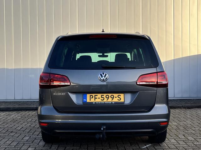 Volkswagen SHARAN 1.4 TSI Exclusive Series 7 Persoons NL Auto Trekhaak Parkeersensoren Navigatie