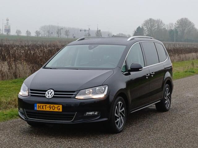 Volkswagen SHARAN 1.4 TSI Exclusive JOIN 5-Pers. /Clima/Cruise/Camera/Trekh./Navi/17"/